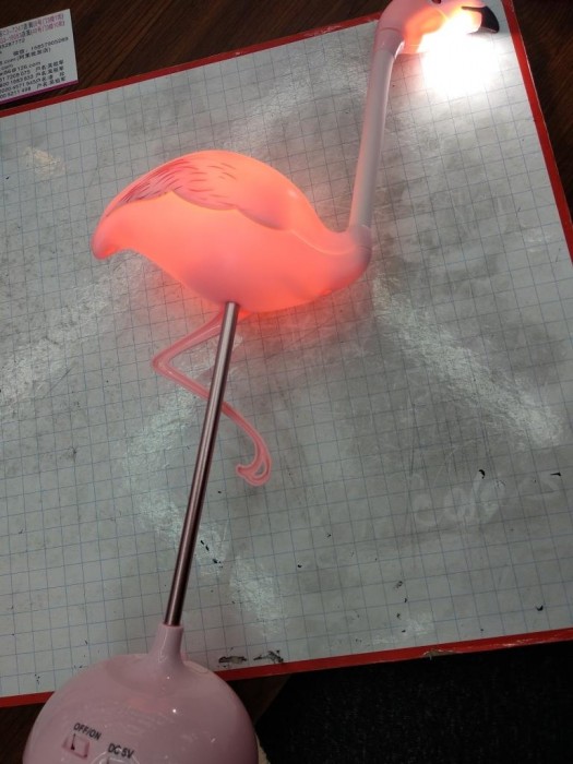 Светильник настольный на подставке КОКОС. Фламинго, светодиодный, аккумулятор 207176